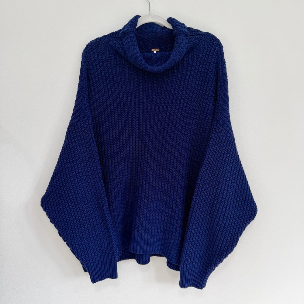 Free People Blue Chunky Turtleneck Sweater Oversized Cozy Knit Pullover Size S